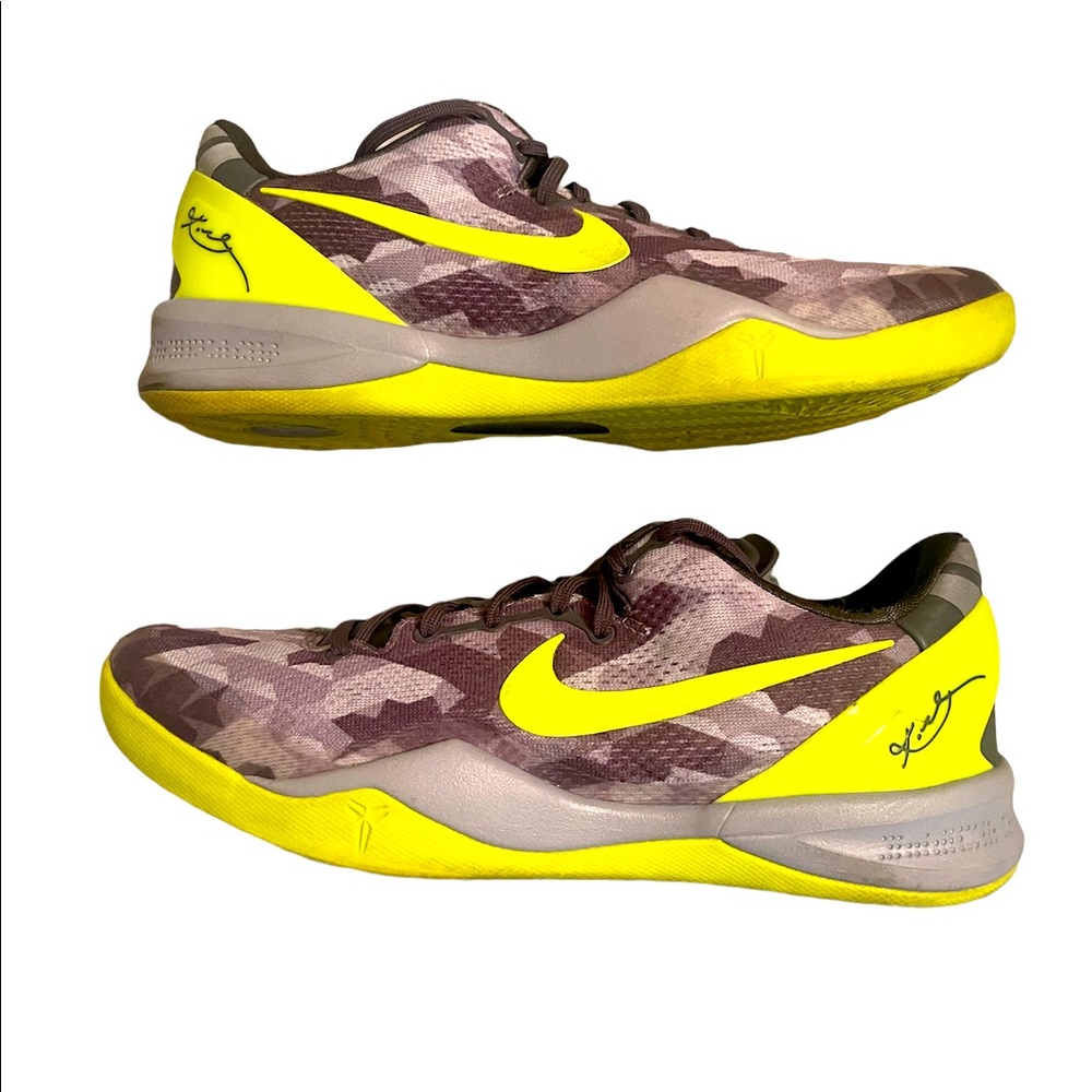 Nike Kobe 8 Size 10. Great condition!